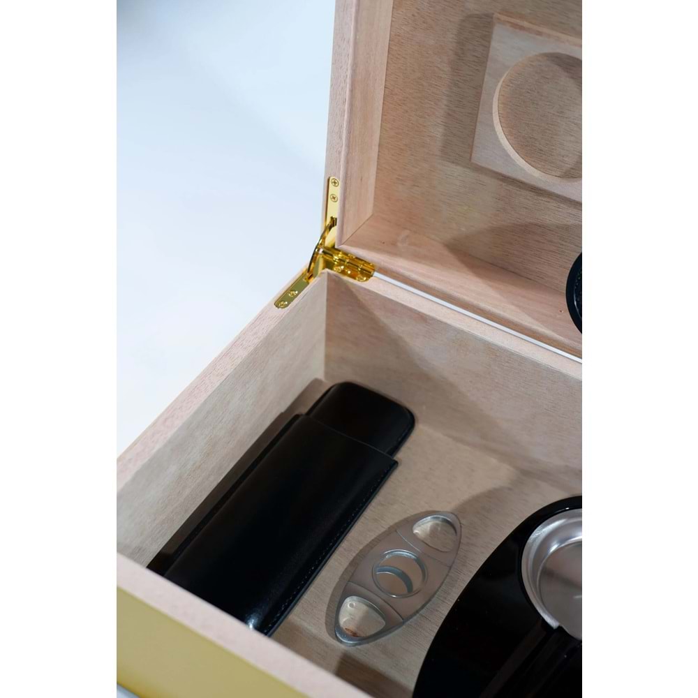 COHIBA CHUM014 HUMİDOR FULL SET